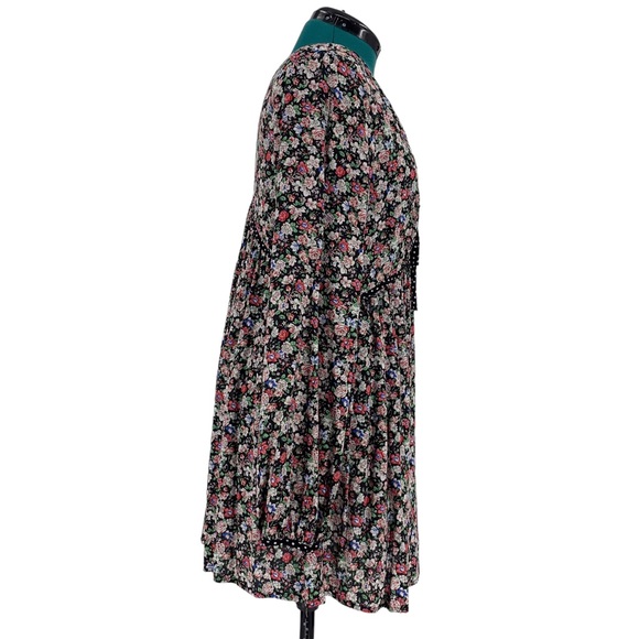 Suzanne Betro Floral Boho Style V-Neck Tunic with Polka Dot Trim, Medium - Picture 9 of 16